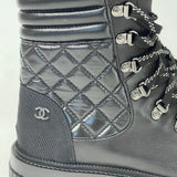 CHANEL BLK LEA & CAP TOE LACE UP COMBAT BOOTS SZ 38.5