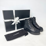 CHANEL BLK LEA & CAP TOE LACE UP COMBAT BOOTS SZ 38.5