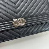CHANEL BOY WOC IN BLK CHEVRON LAMBSKIN LEA &amp; SILVER HW