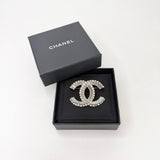 CHANEL CRYSTAL SILVER STRASS BROOCH