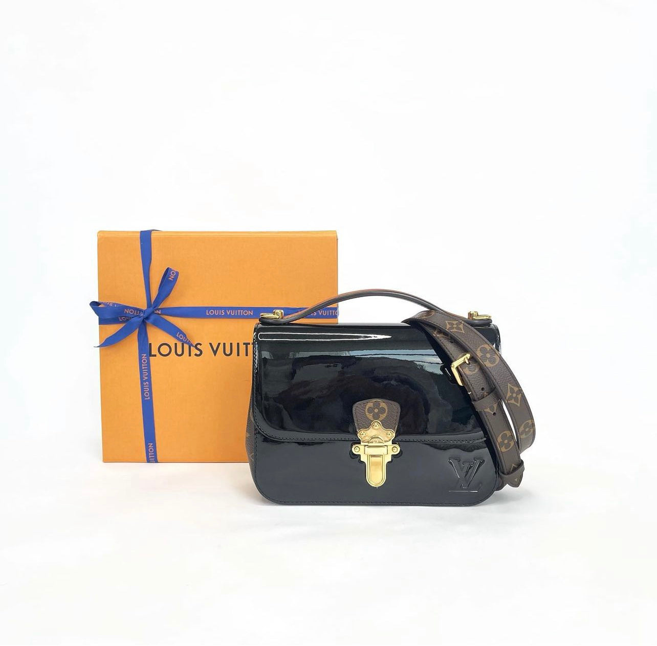 LOUIS VUITTON CHERRYWOOD BB IN BLK PATENT & MONOGRAM TWO WAY CROSSBODY –  BLuxe Boutique