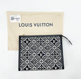 LOUIS VUITTON LIMITED EDITION SINCE 1854 EMBROIDERY TOILETRY 26