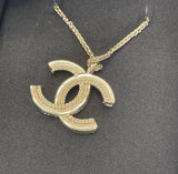 CHANEL CC PEARL & GOLD TONE STRASS NECKLACE