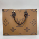 LOUIS VUITTON ONTHEGO MM MONOGRAM