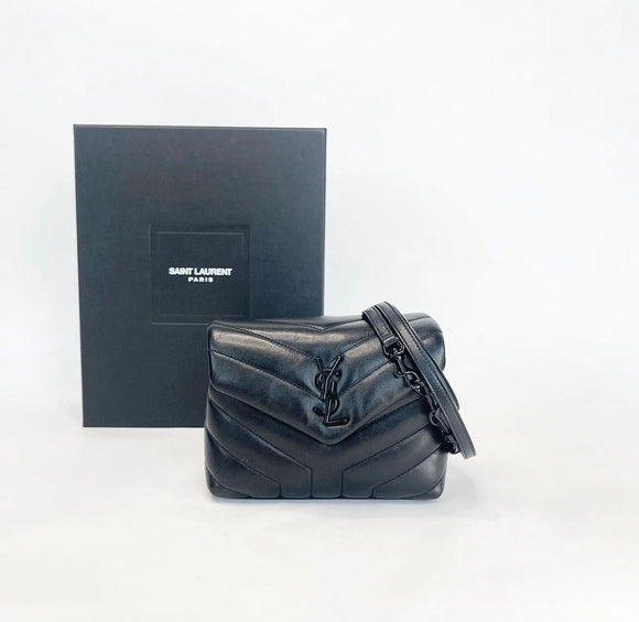 SAINT LAURENT TOY LOULOU IN BLK LEATHER WITH BLK HW