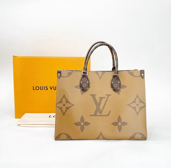 LOUIS VUITTON ONTHEGO MM MONOGRAM