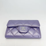 CHANEL CLASSIC FLAP CARD HOLDER IN IRRIDESCENT VIOLET CALFSKIN LEA * RARE *