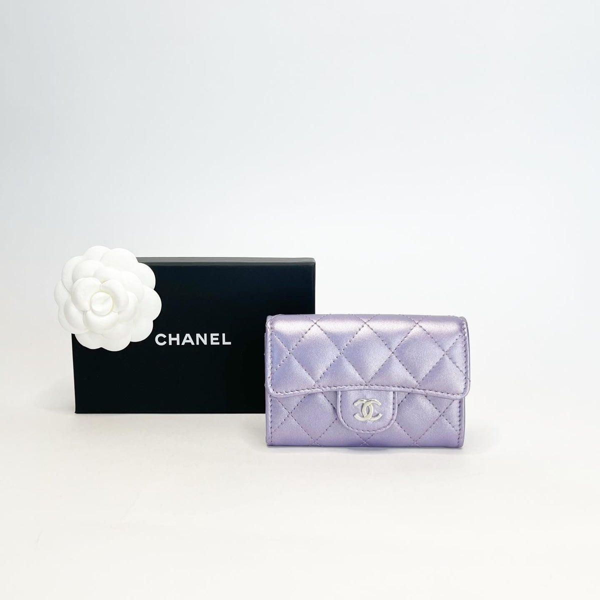 CHANEL CLASSIC FLAP CARD HOLDER IN IRRIDESCENT