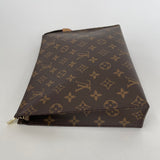 LOUIS VUITTON MONOGRAM TOILETRY POUCH 26 + INSERT & CHUNKY CHAIN