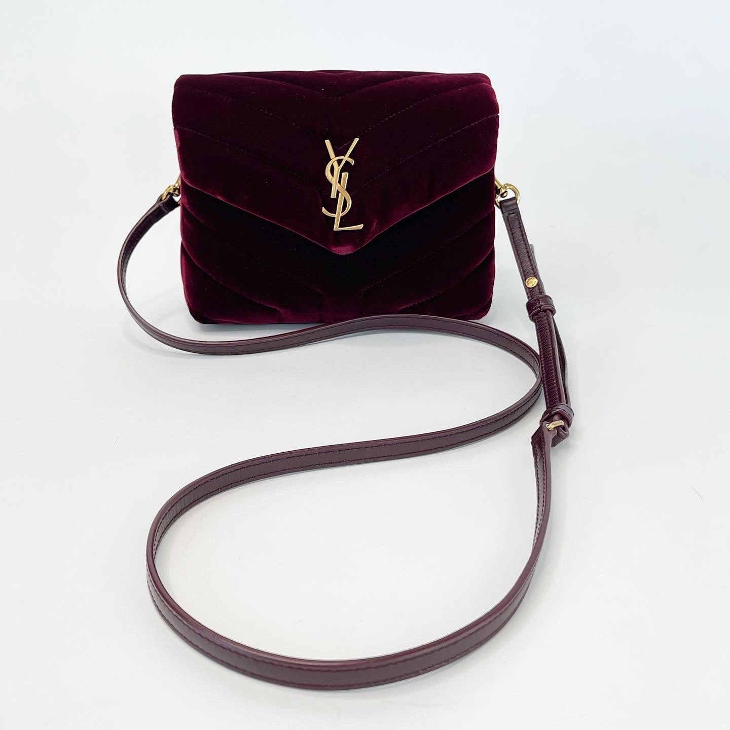 Toy loulou discount velvet shoulder bag