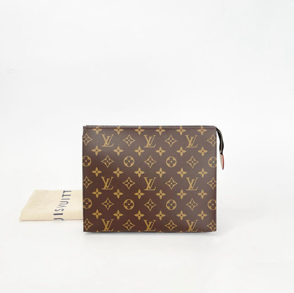 LV Toiletry Pouch Conversion Kit 26 & 19 -  Canada